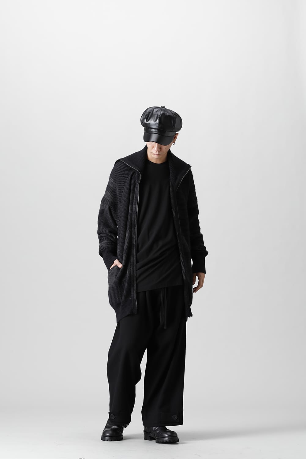 Front zip High neck knit Black