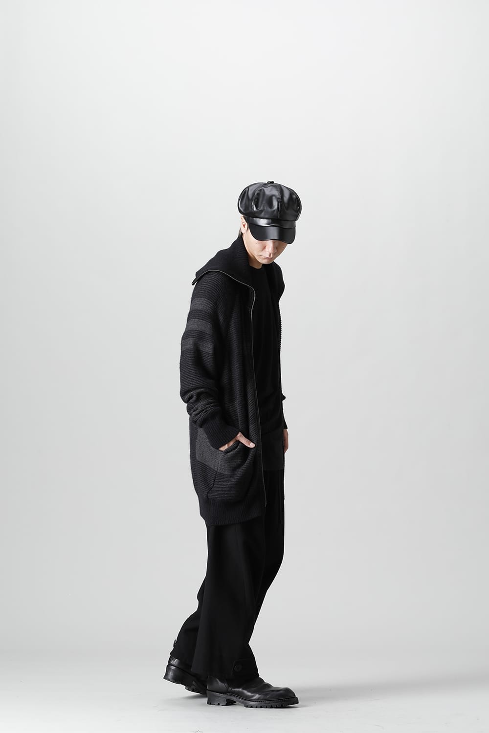 Front zip High neck knit Black