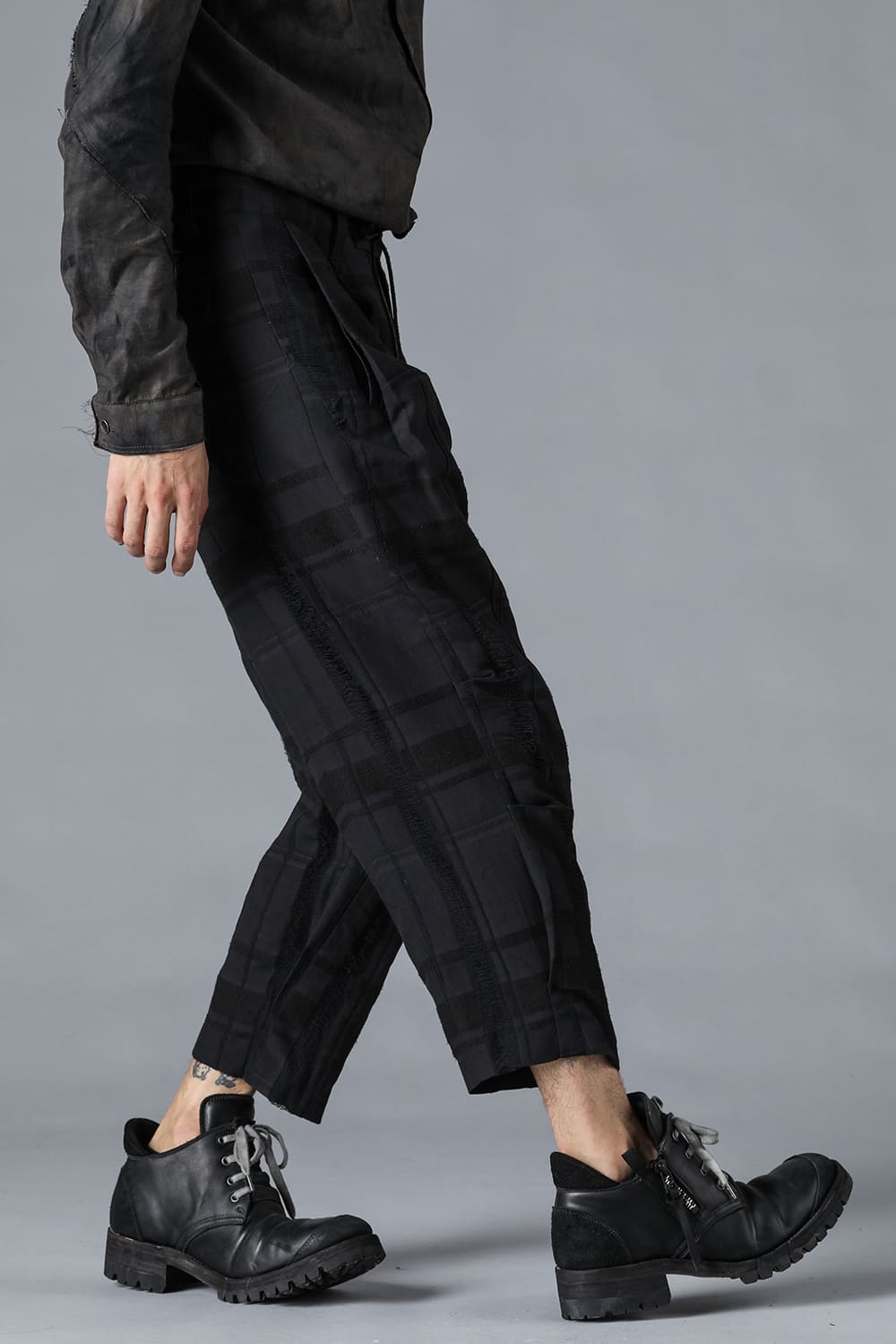 Check Jacquard Wide Cropped Pants