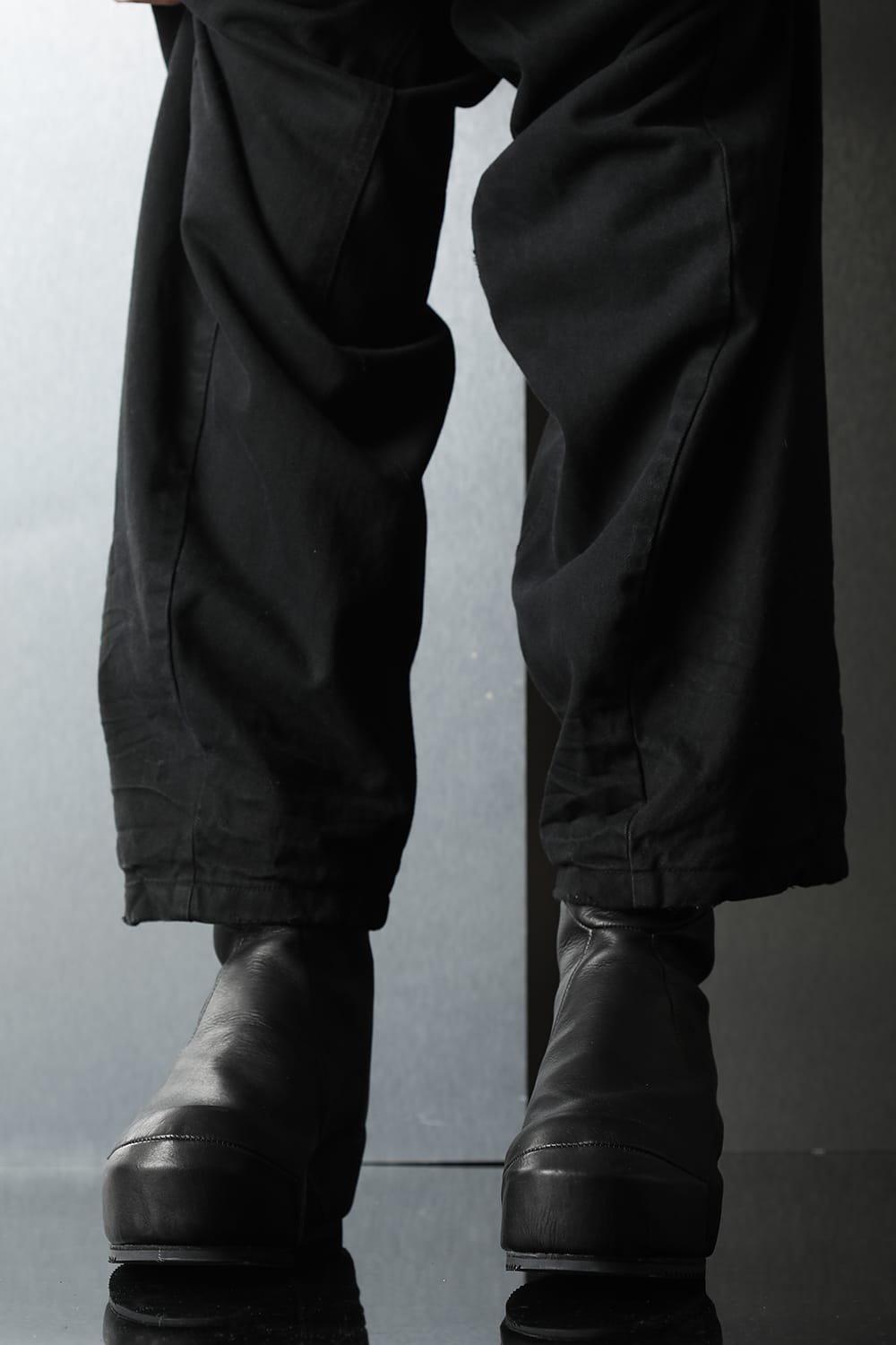 Prism In heeled boots Black