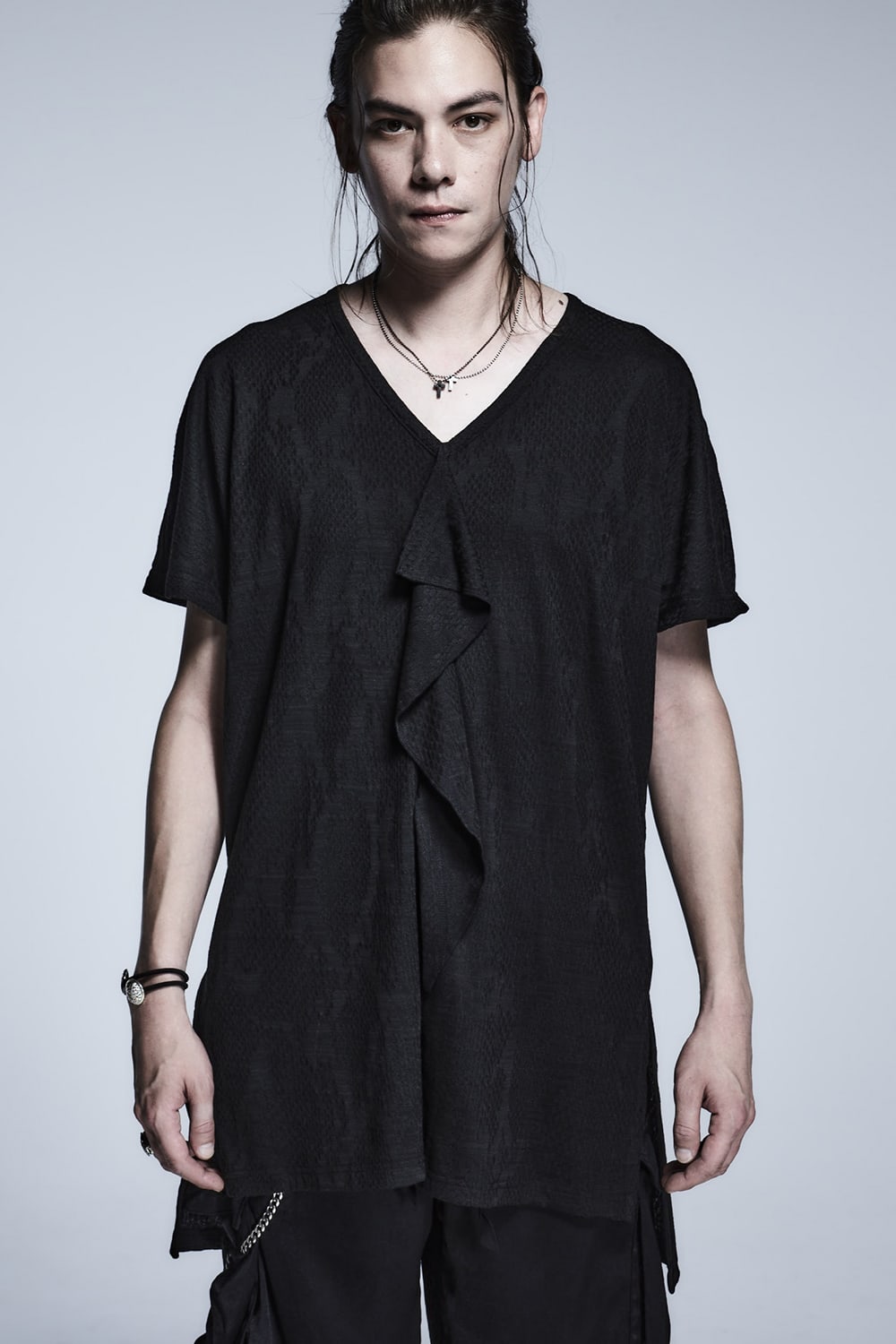 フリル Vネック Tシャツ