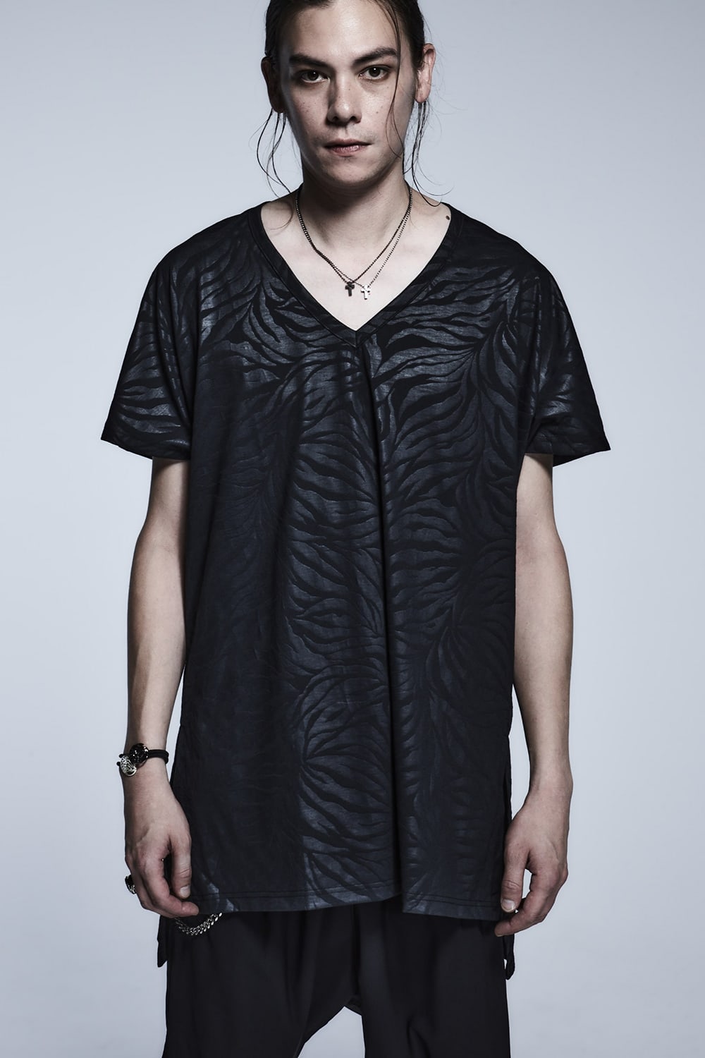 ルーズ Vネック Tシャツ