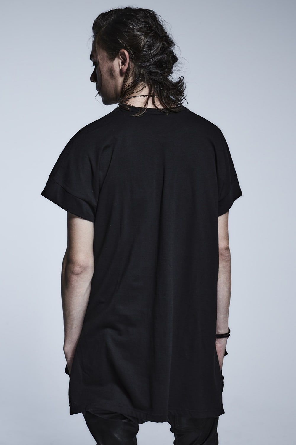 ドロップショルダー Tシャツ(シャドー ローズ プリント)  Black