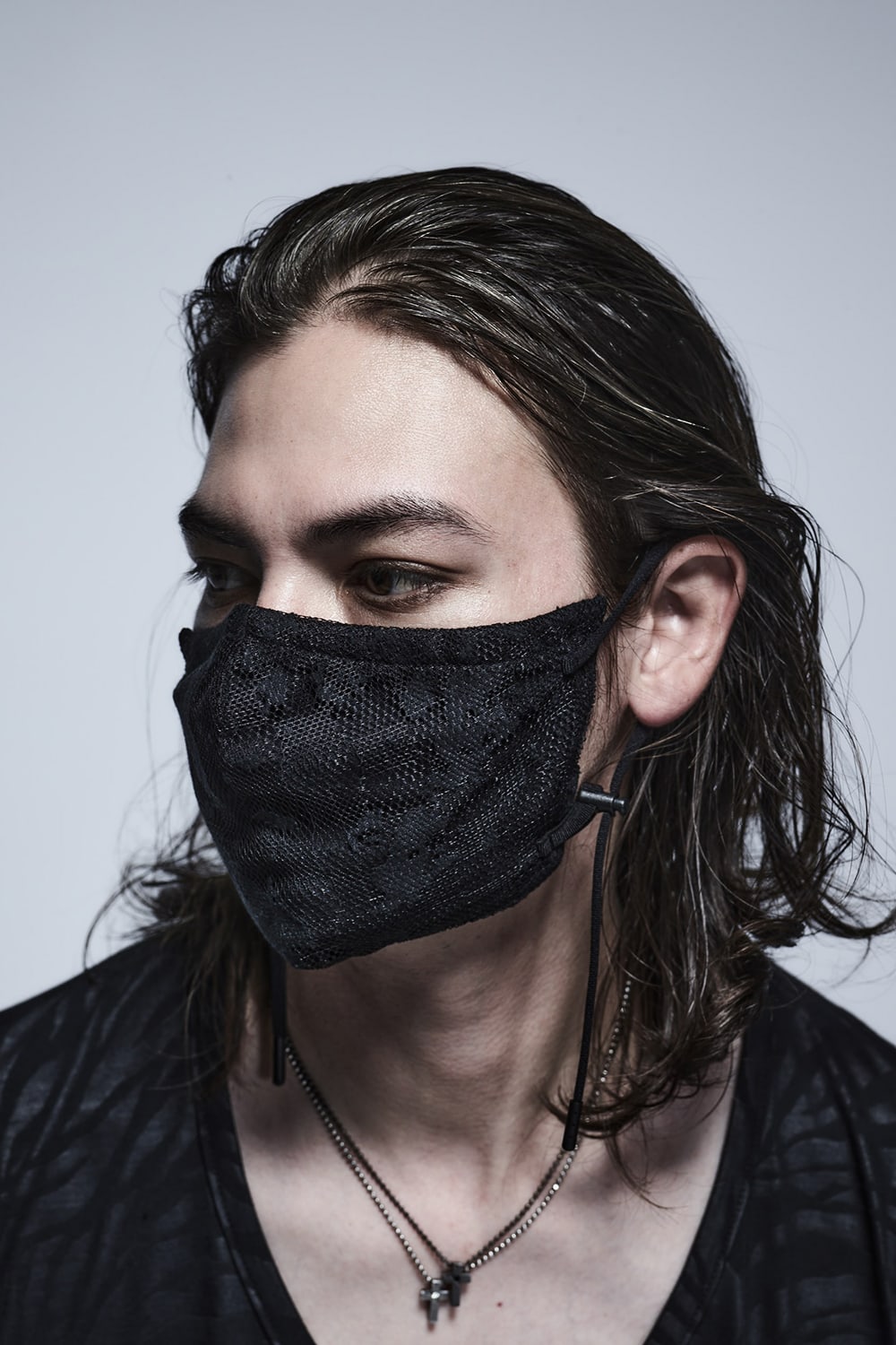 Opal Lace Face Cover Black