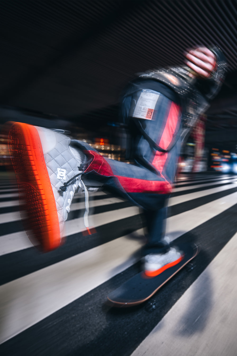 DC Shoes Collaboration Sneaker Gray