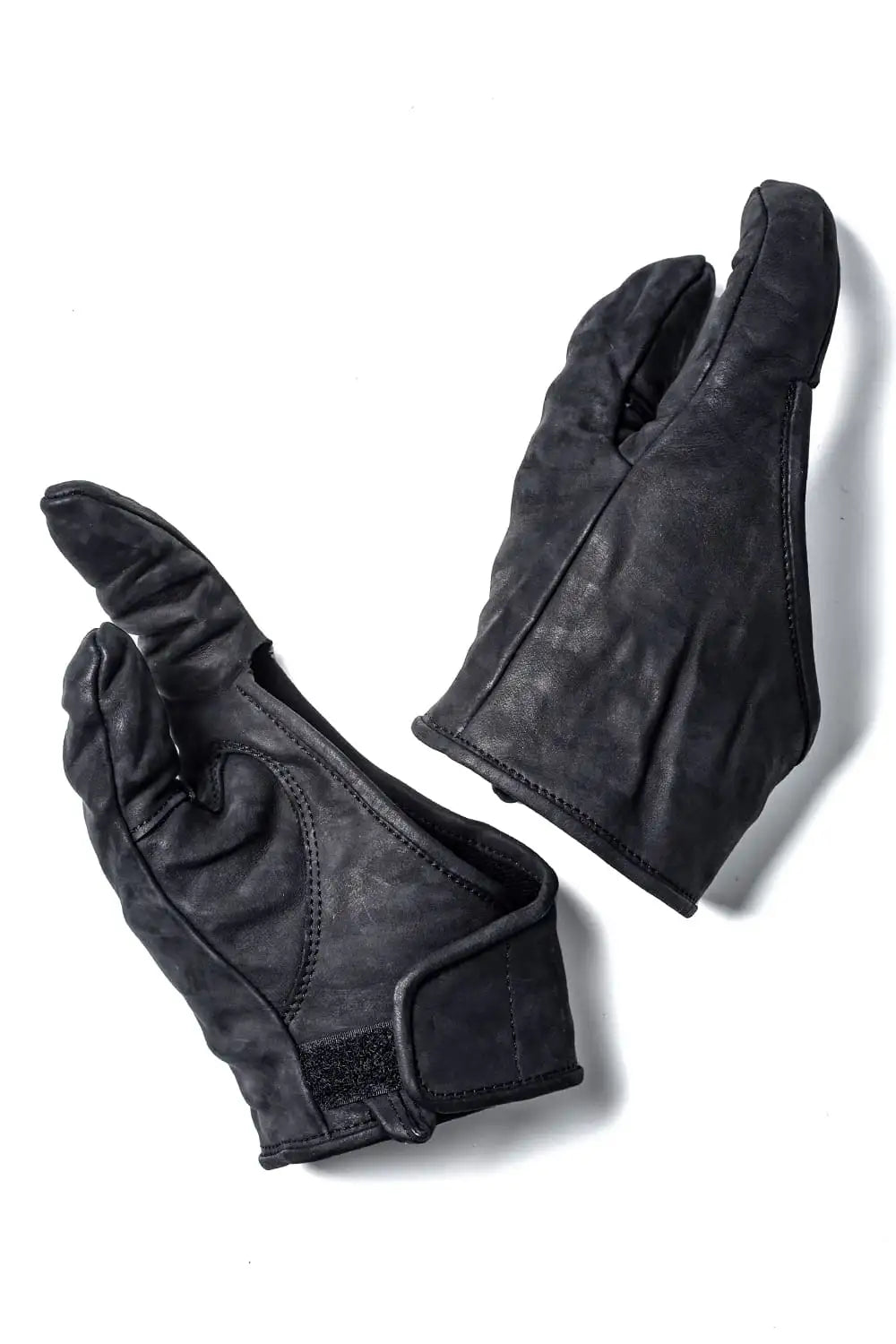 The Viridi-anne x D.HYGEN Collaboration Horse Leather Layered Gloves