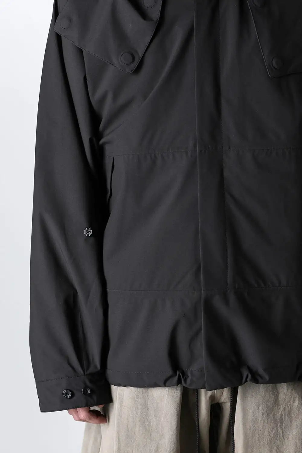 Harmattan Unisex Cropped Black