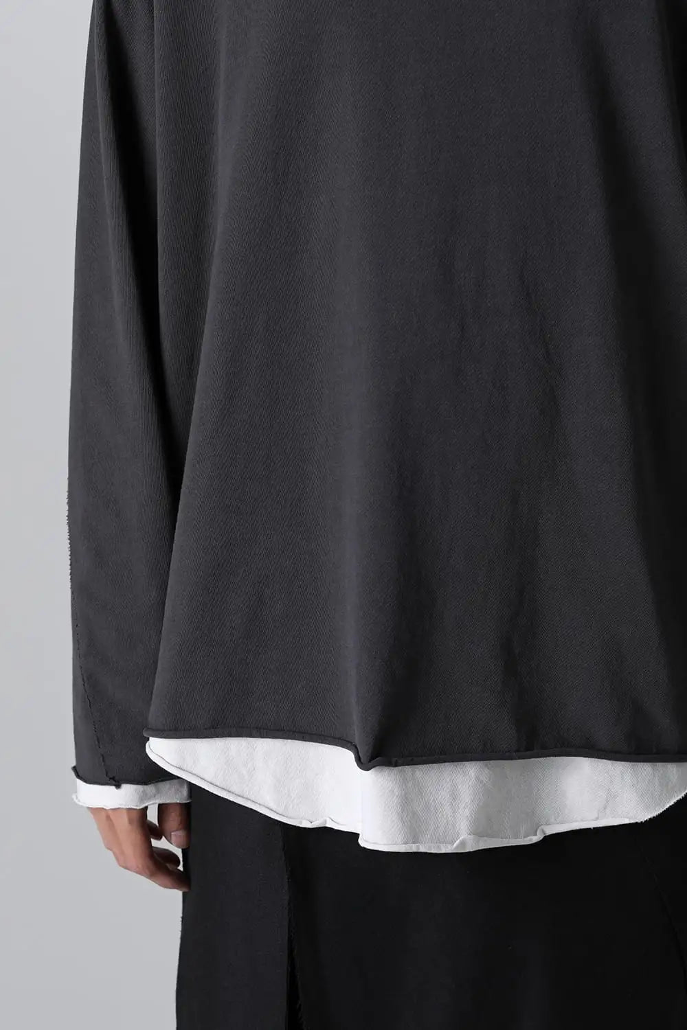 Layered Cutsew Deluxe Over D.Gray / L.Gray
