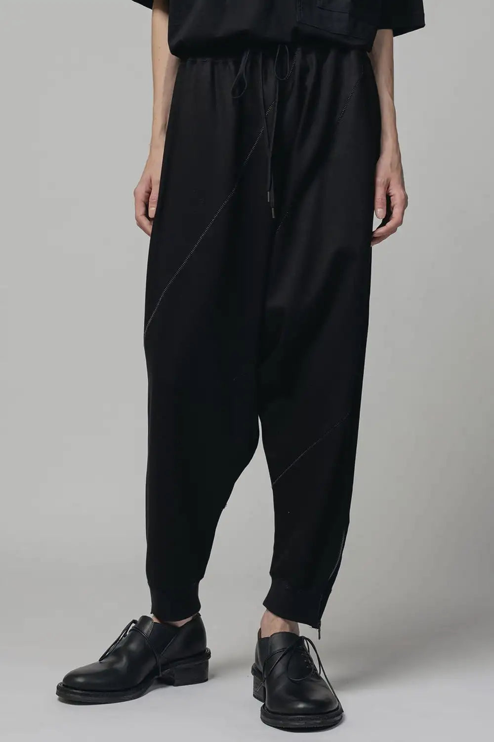 Sweat Drop-Crotch Pants  Black