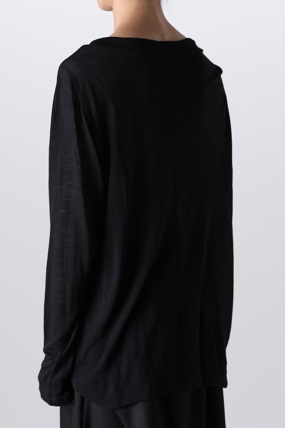 Edge Seamed Off-neck Cutsewn Black