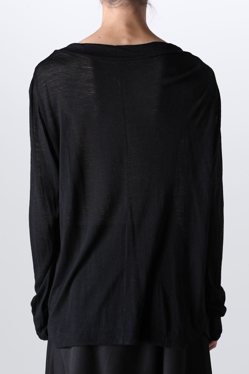 Edge Seamed Off-neck Cutsewn Black