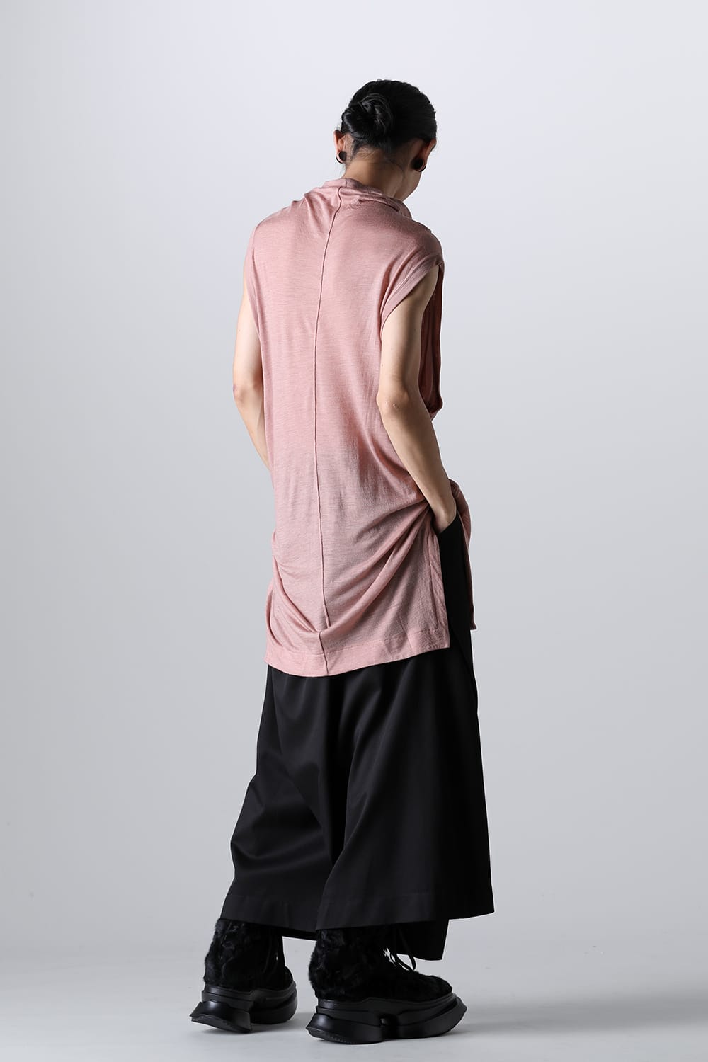 Venus Sleeveless Cutsewn Pink