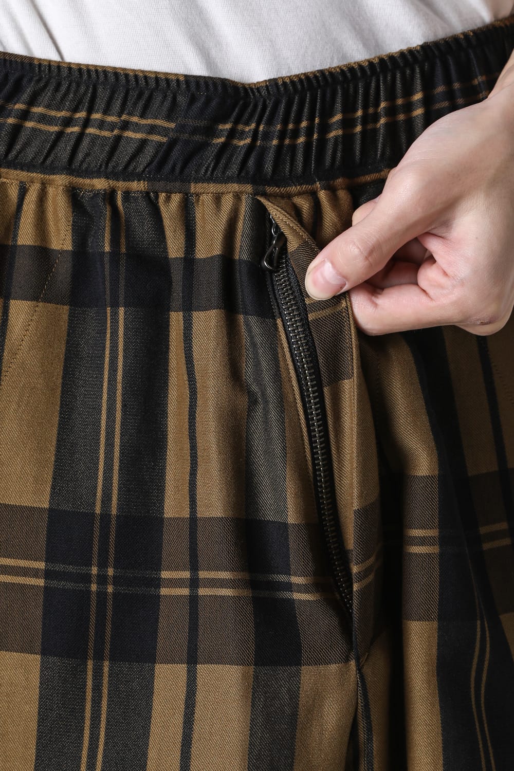 Rayon / Silk Check Jacquard Wide Easy Pants