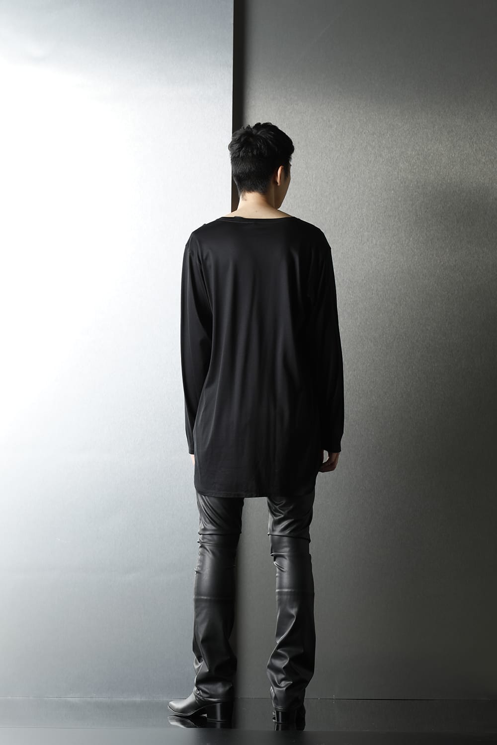 Long sleeve Round t-shirt (Black)