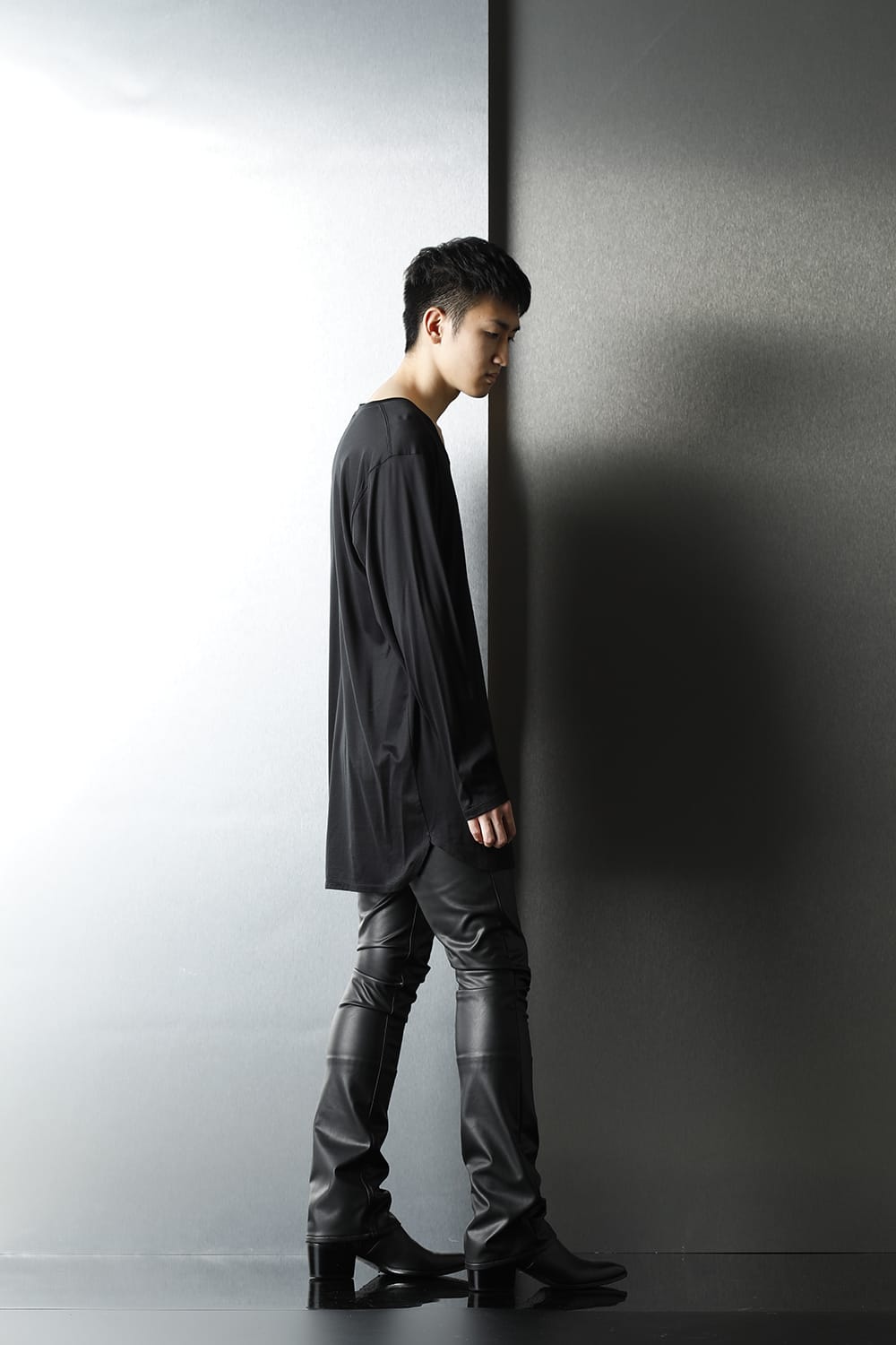 Long sleeve Round t-shirt (Black)