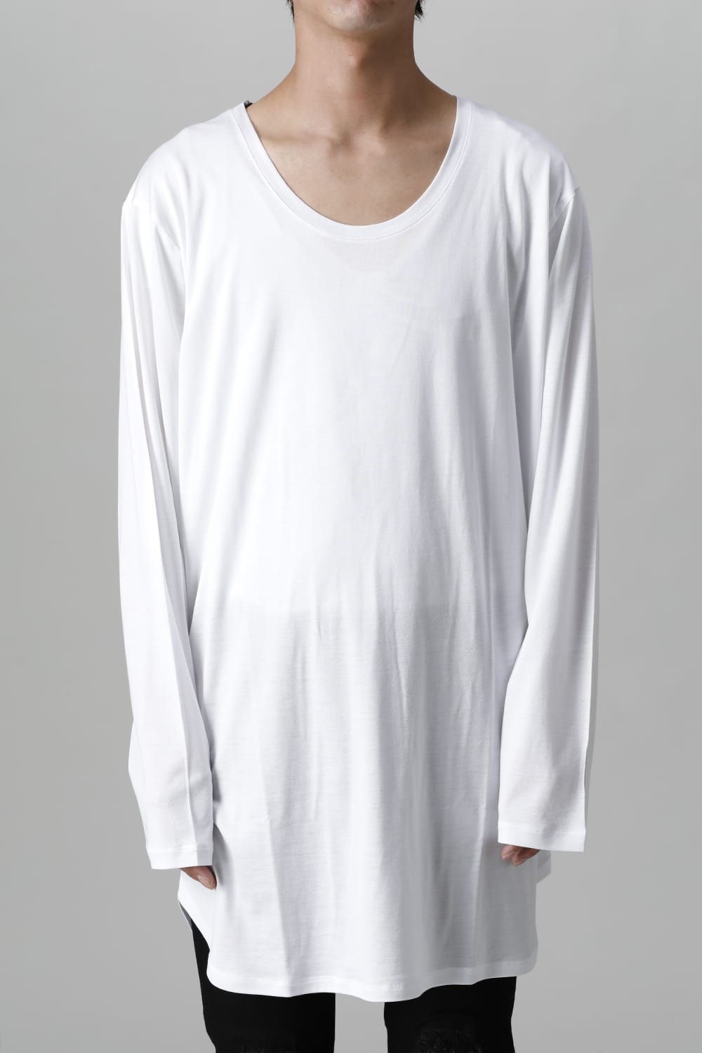 ロングスリーブ ラウンドTシャツ (オフホワイト)