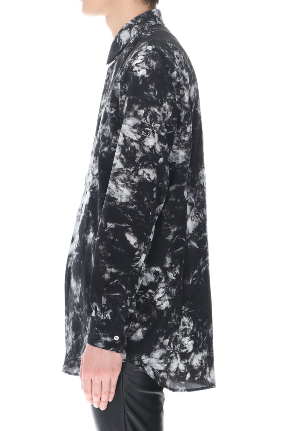 Flower print Shirt (Black×Gray)