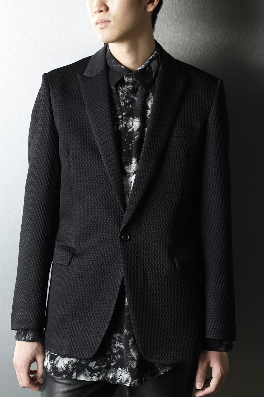 ジャガード 1B テーラードジャケット (ブラック)
