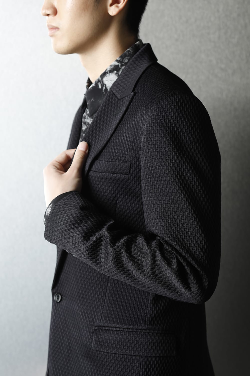 ジャガード 1B テーラードジャケット (ブラック)