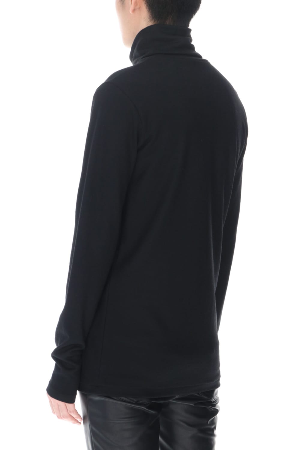 Washable wool Turtleneck pullover (Black)