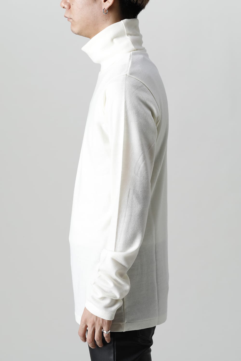 Washable wool Turtleneck pullover (Cream)