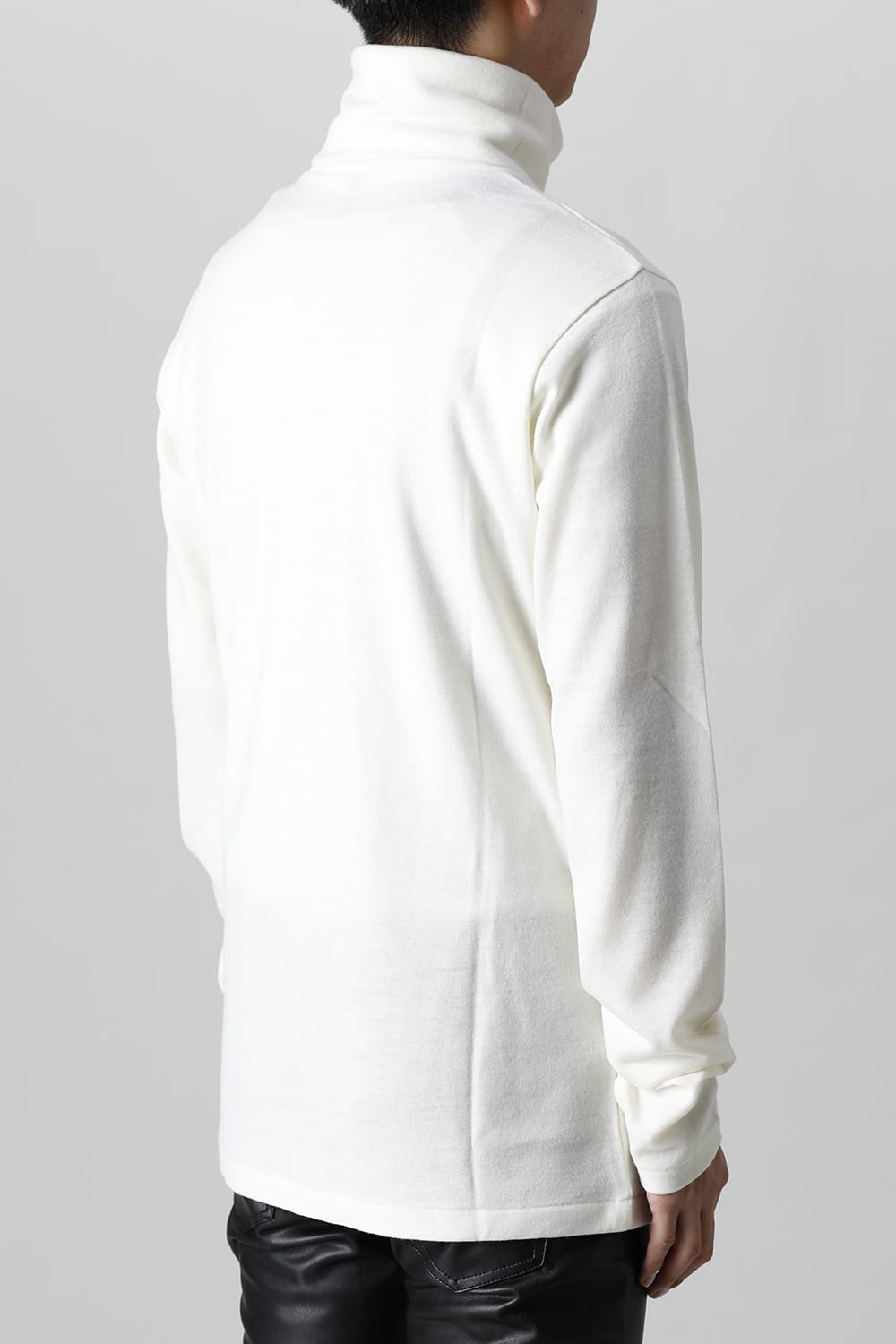 Washable wool Turtleneck pullover (Cream)