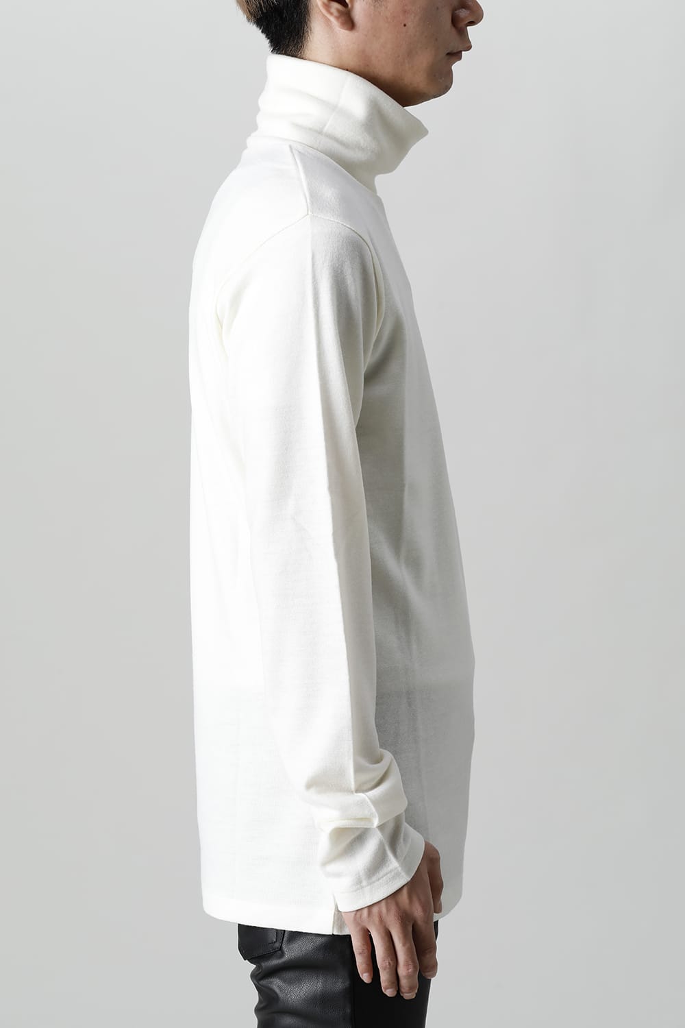 Washable wool Turtleneck pullover (Cream)