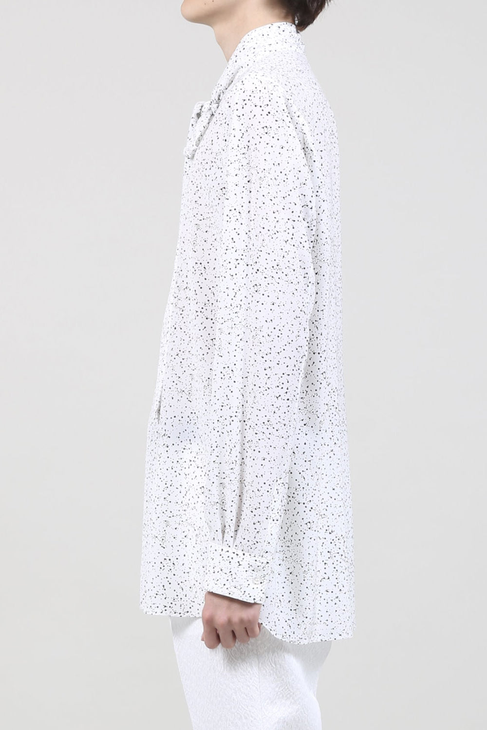 Dechine Random Dot print Ribbon Shirt Off White × Black