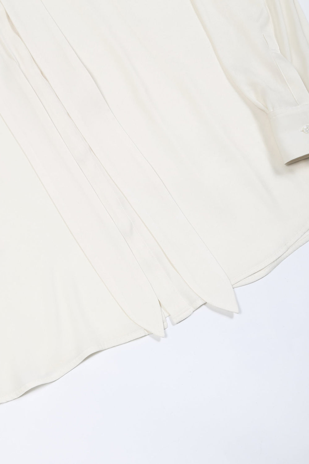 Clair satin Ribbon shirt Cream