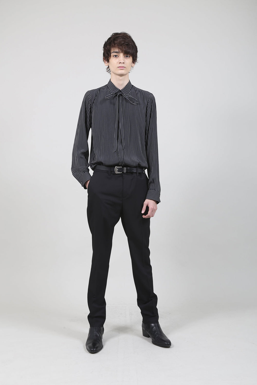 Dechine Stripe Jacquard Regular shirt with Ribbon Black × Off White