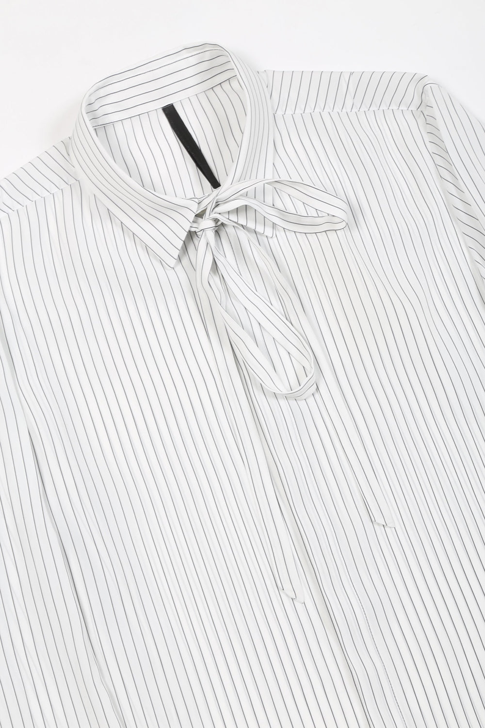 Dechine Stripe Jacquard Regular shirt with Ribbon Off White × Black