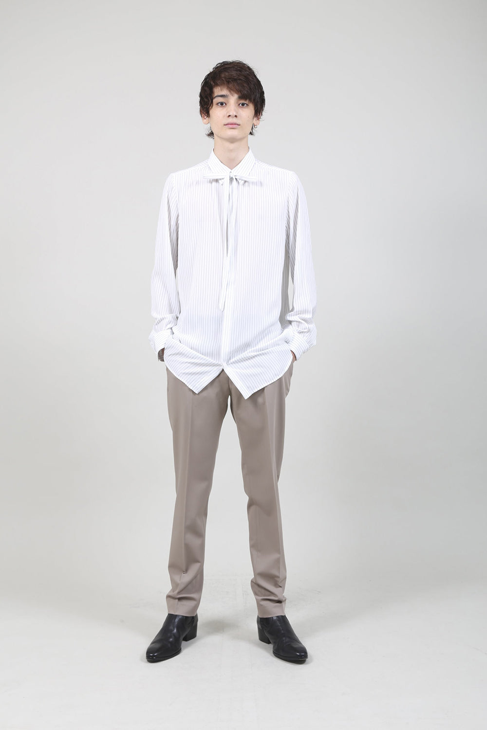 Dechine Stripe Jacquard Regular shirt with Ribbon Off White × Black