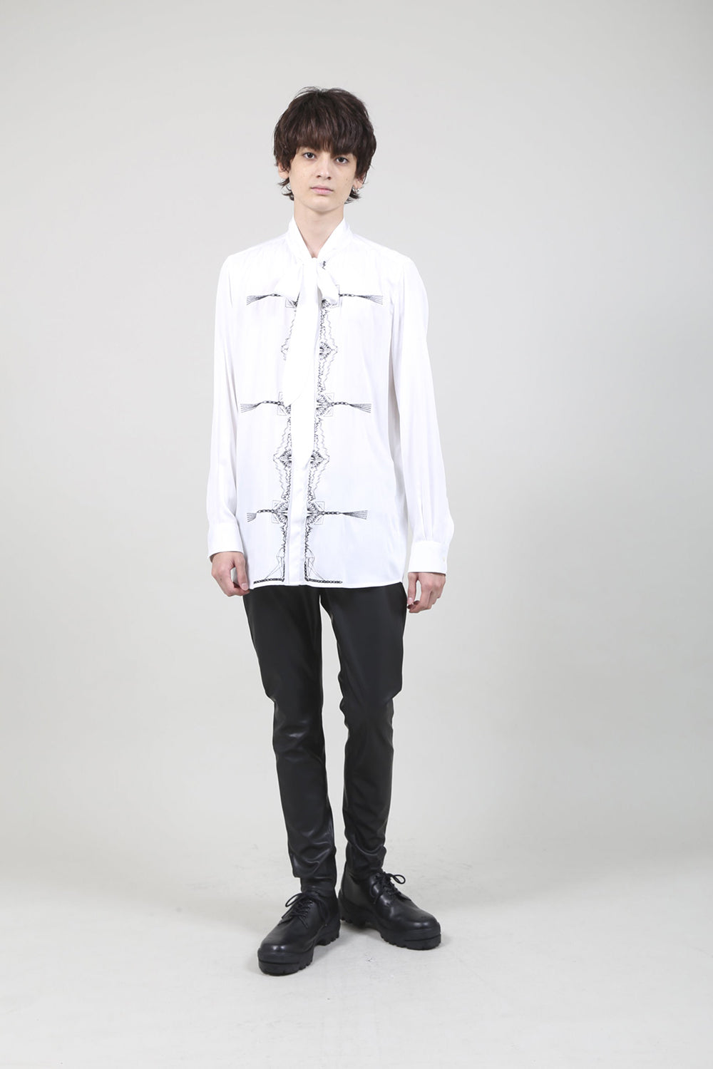 レーヨン ツイル 刺繍 レギュラー シャツ オフホワイト