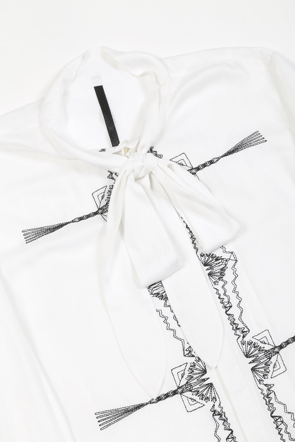 レーヨン ツイル 刺繍 レギュラー シャツ オフホワイト