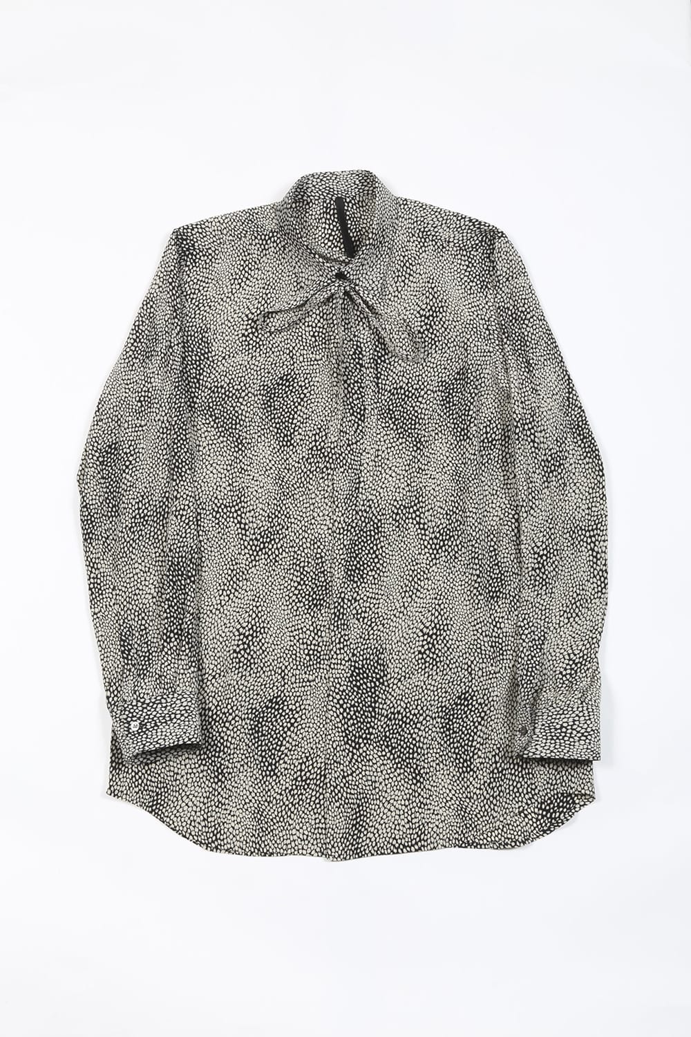 Decin Leopard Print Regular Shirt With Ribbon Black x Cream