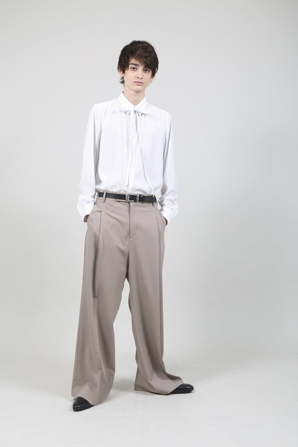 T/R Dry gabardine Stretch Tuck Wide pants Beige