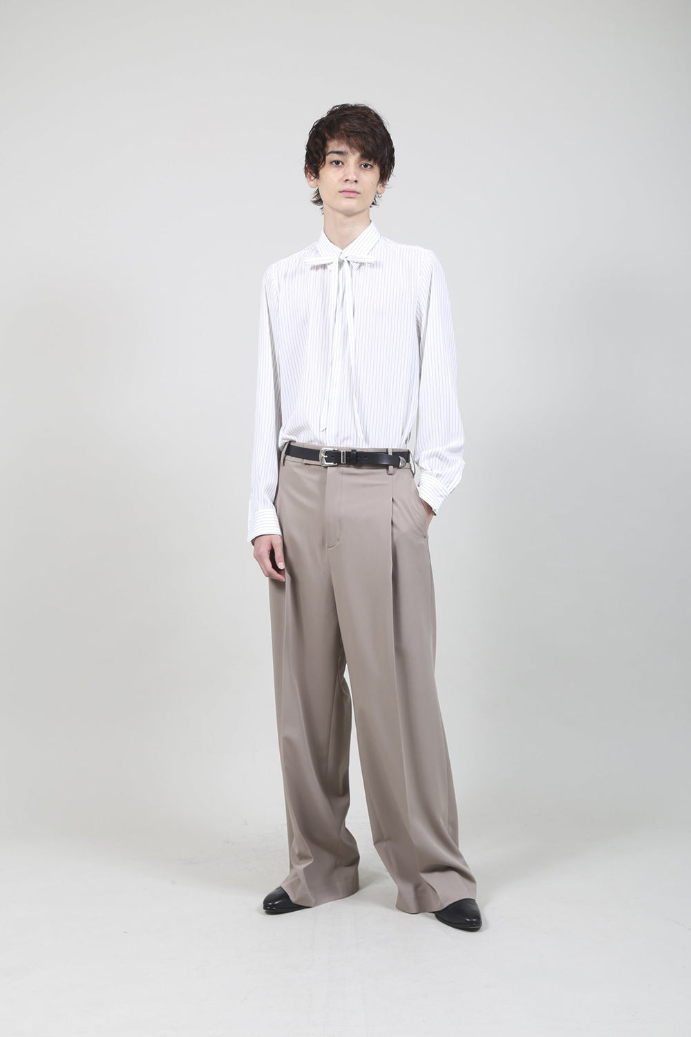 T/R Dry gabardine Stretch Tuck Wide pants Beige