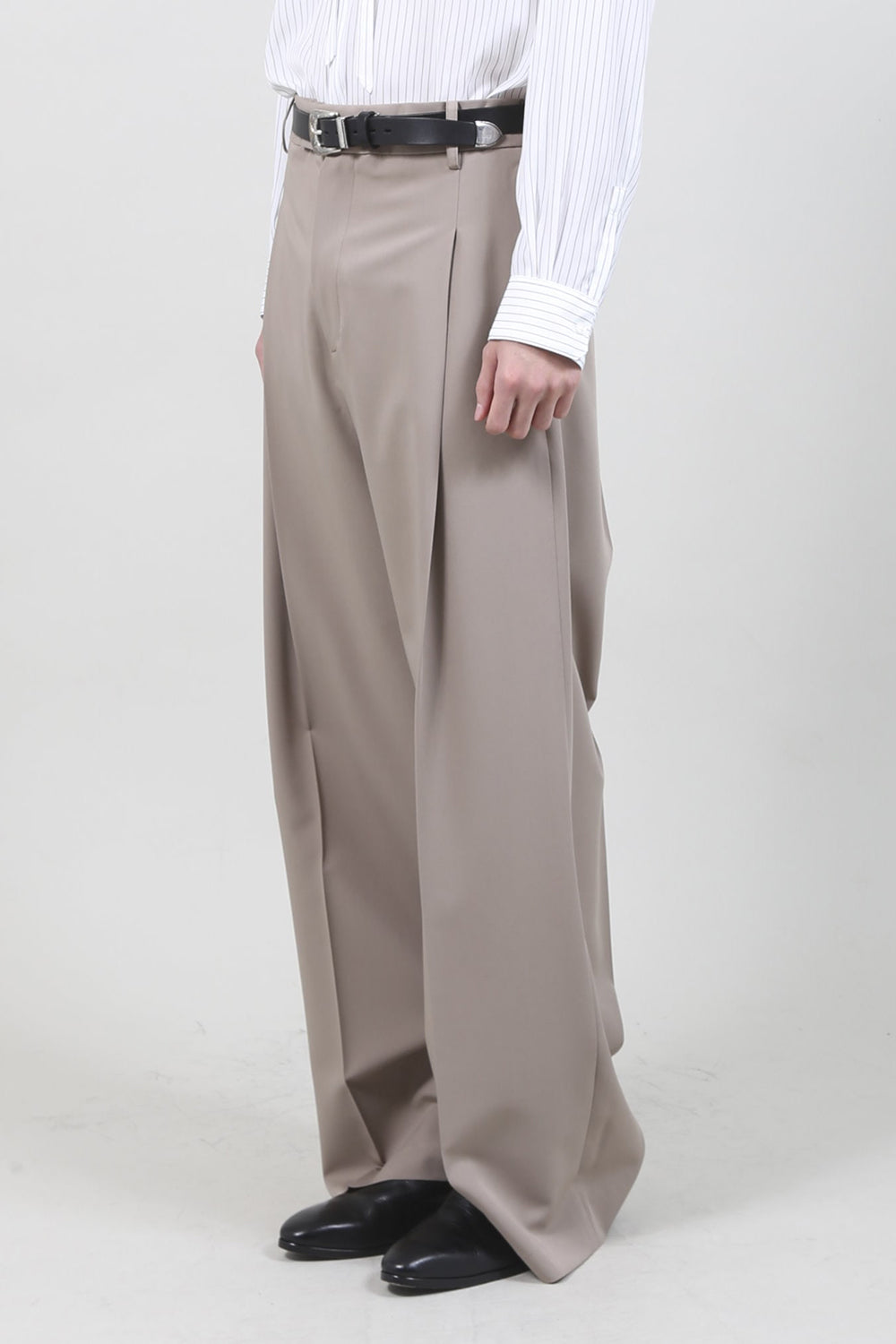 T/R Dry gabardine Stretch Tuck Wide pants Beige