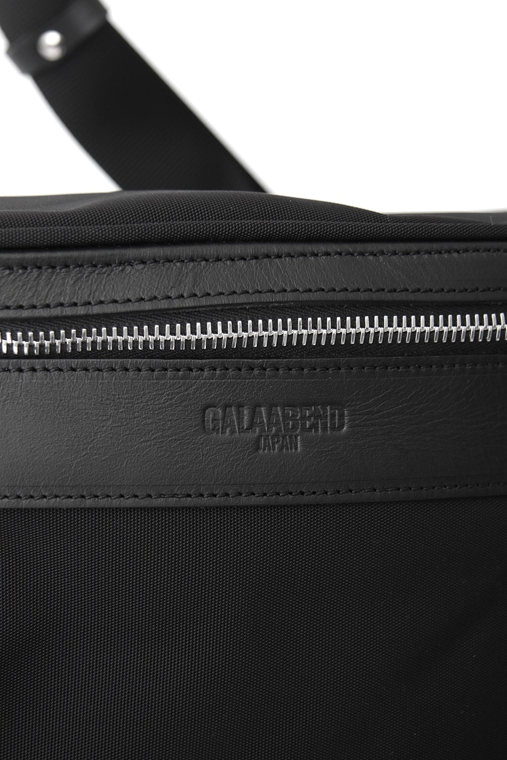 Cordura Mighty + Oil Cow BODY BAG