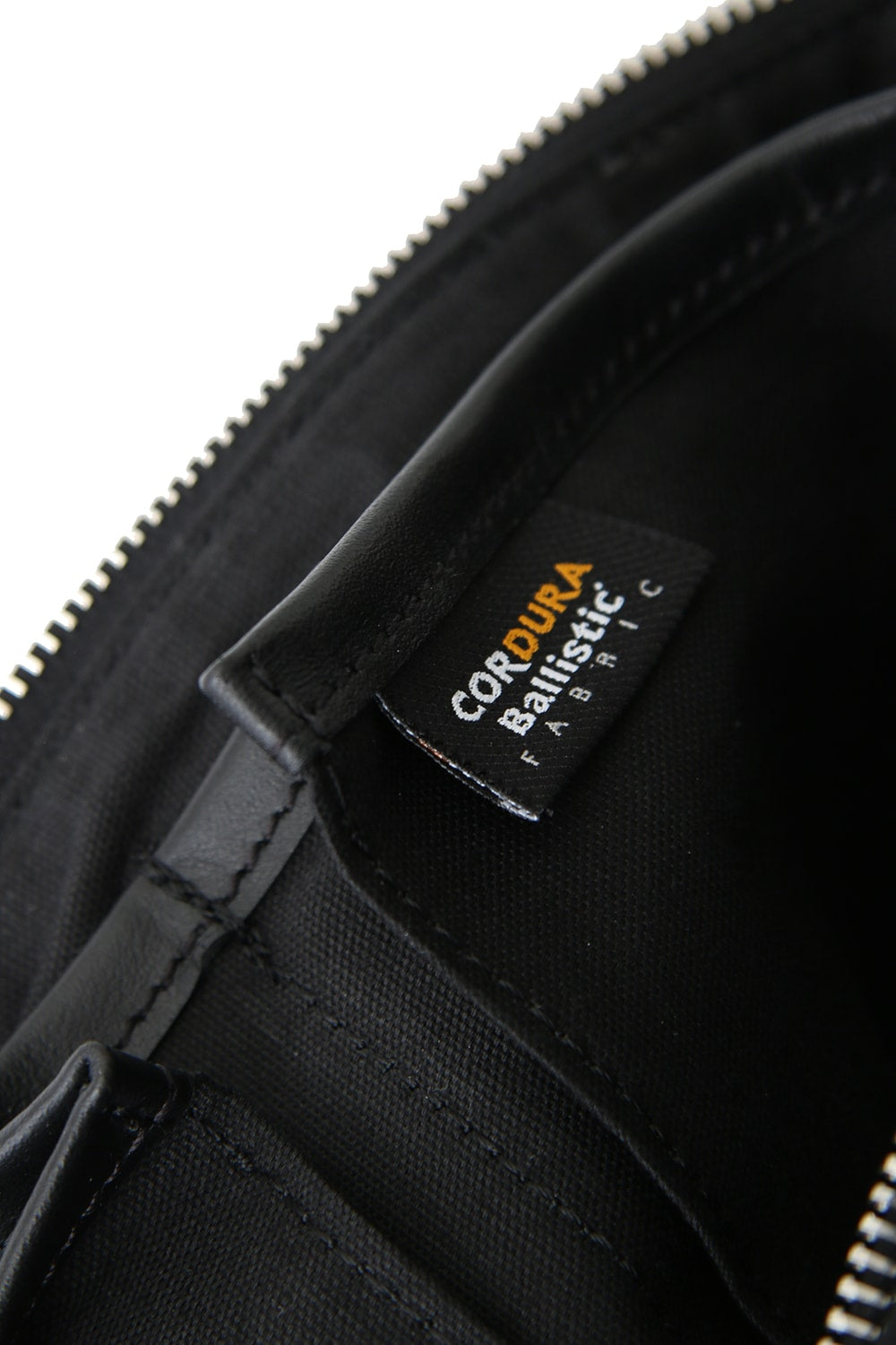 Cordura Mighty + Oil Cow BODY BAG