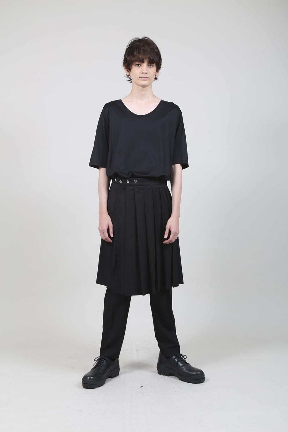 T/R Light Gaba Wrap Kilt Black