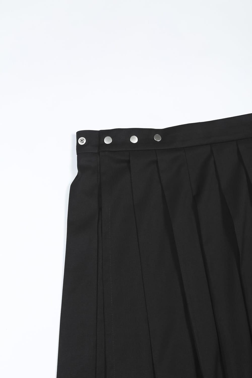 T/R Light Gaba Wrap Kilt Black