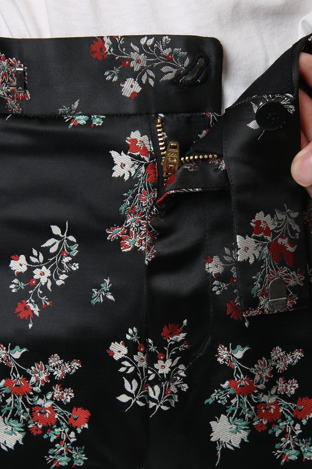 Satin Flower Jacquard Slacks