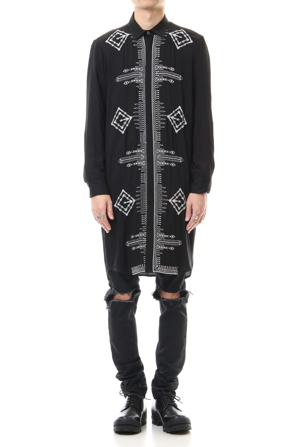 Ethnic embroidery long shirt Black × Off White