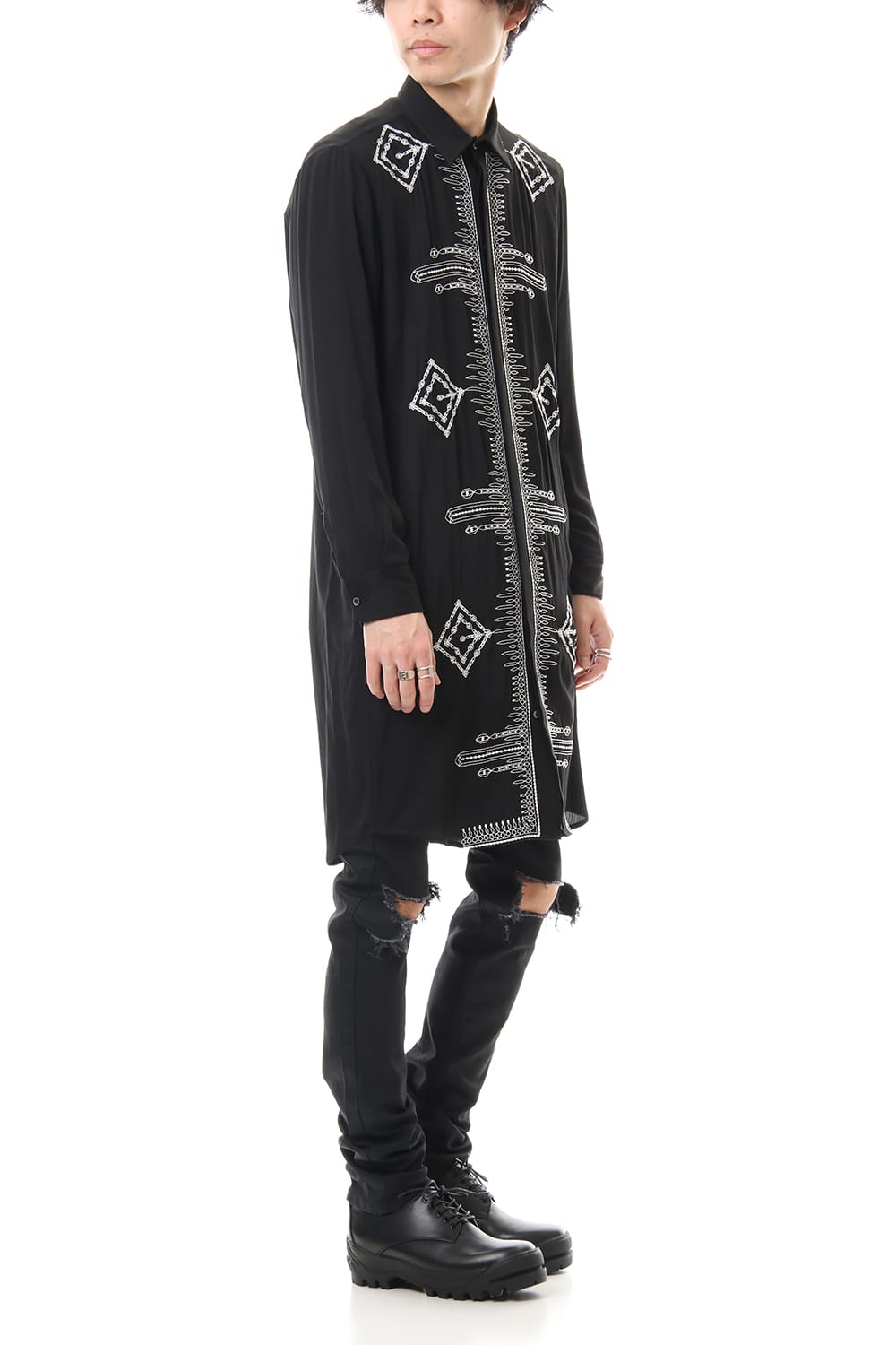 Ethnic embroidery long shirt Black × Off White