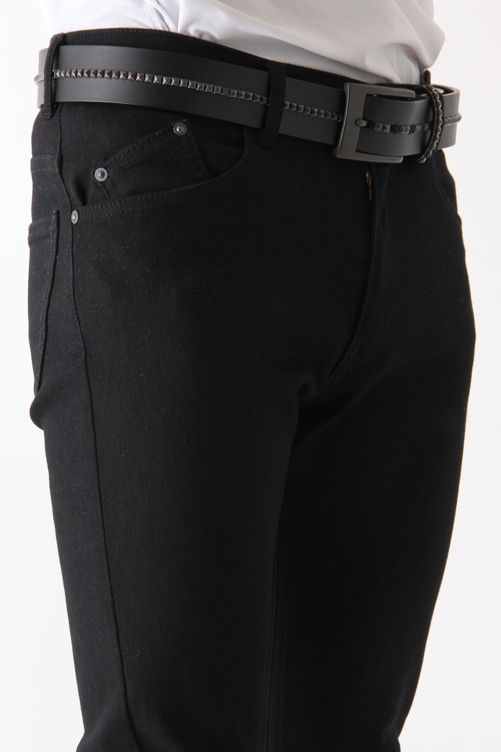 OILED COW LEATHER STUDS BELT