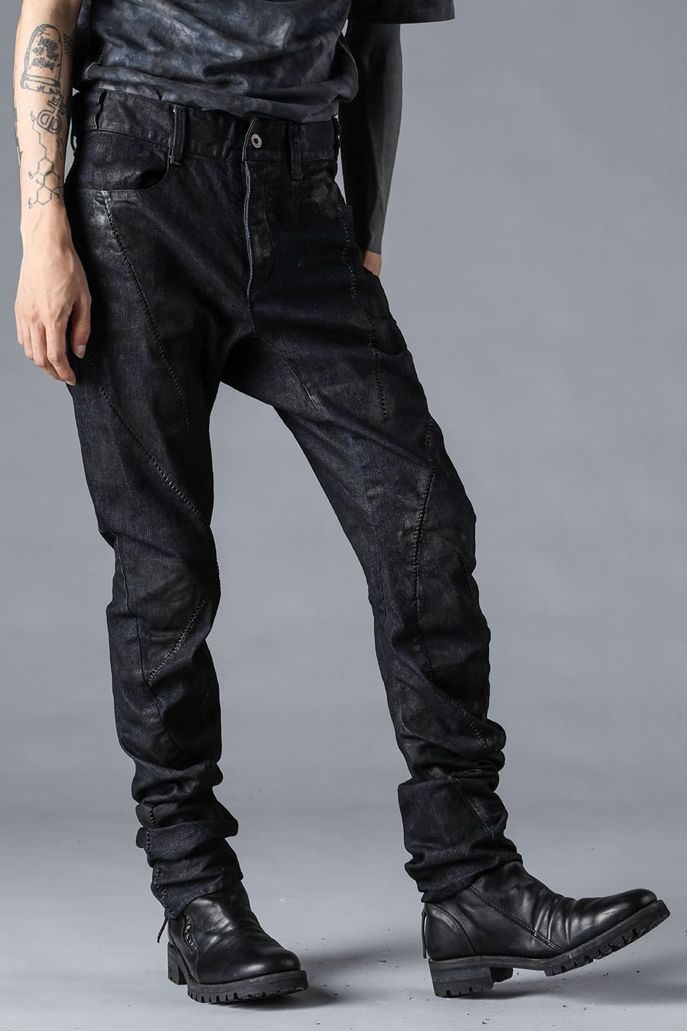 Coated Stretch Denim Overlock Twisted Curve Slim Pants