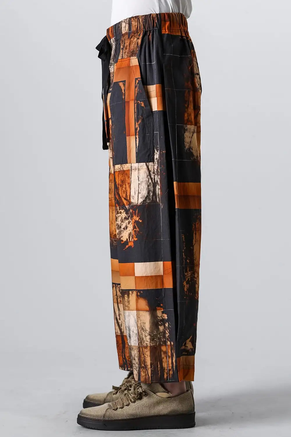 レギュラーストレートラフトラウザーズ