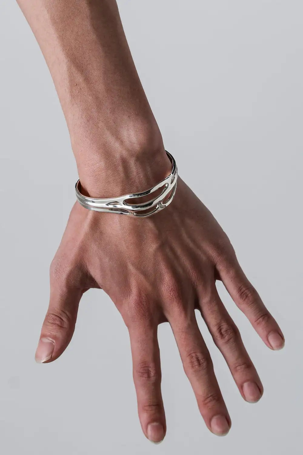 fangophilia × JULIUS Wrist Cover Bangle Silver