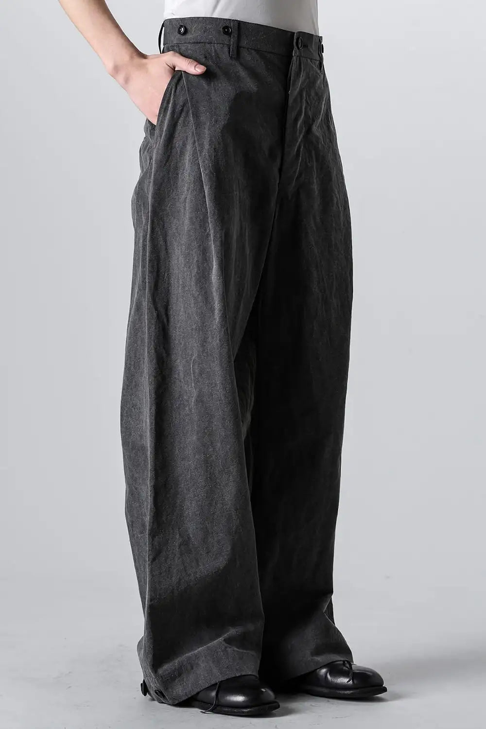 Side Tucked Wide Straight Trousers Sumi Black